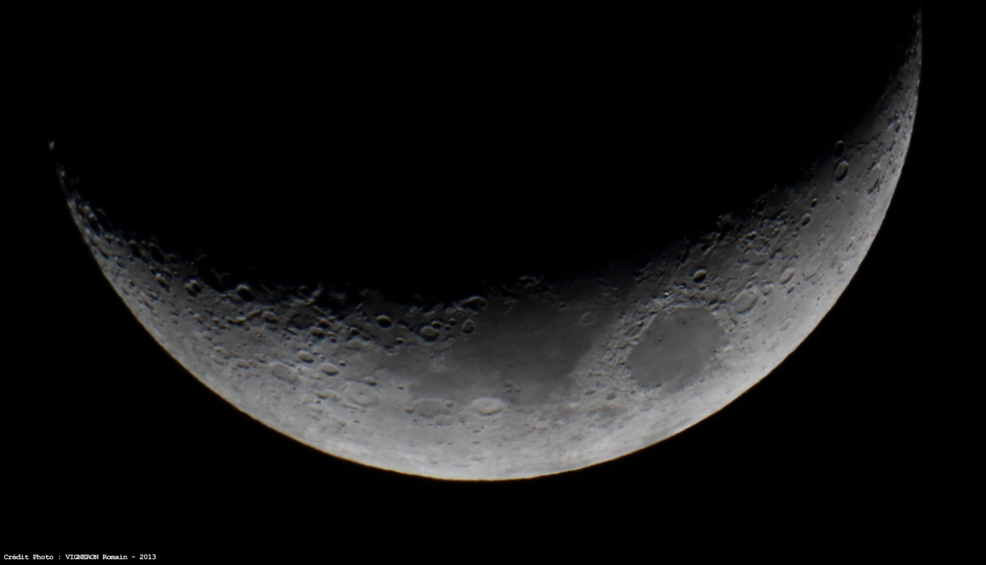 Lune - RV0001